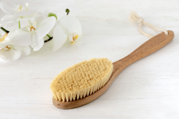 what-is-dry-brushing-skin