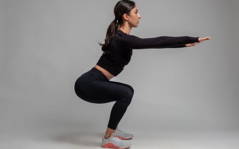 body-weight-exercise-squats